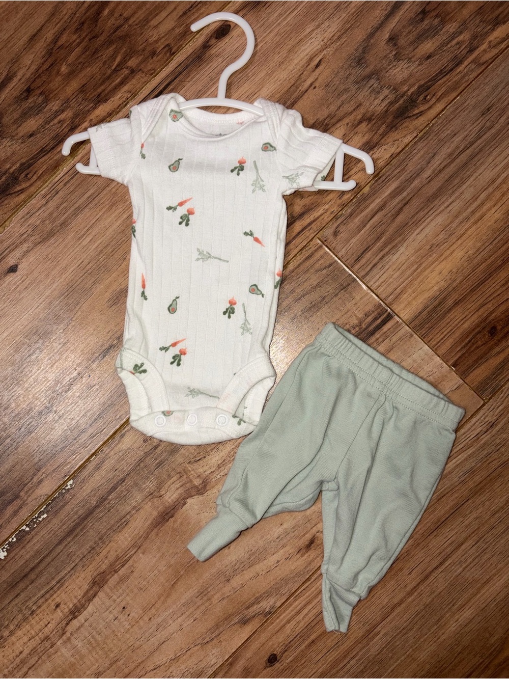 Child of Mine by Carters White & Green Veggie Print Body Suit Pants Set Preemie